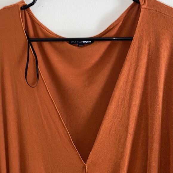 Fashion Nova Curve top - Picture 3 of 4